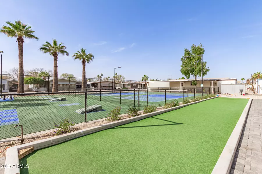 6942 W OLIVE Avenue #20, Peoria, AZ 85345