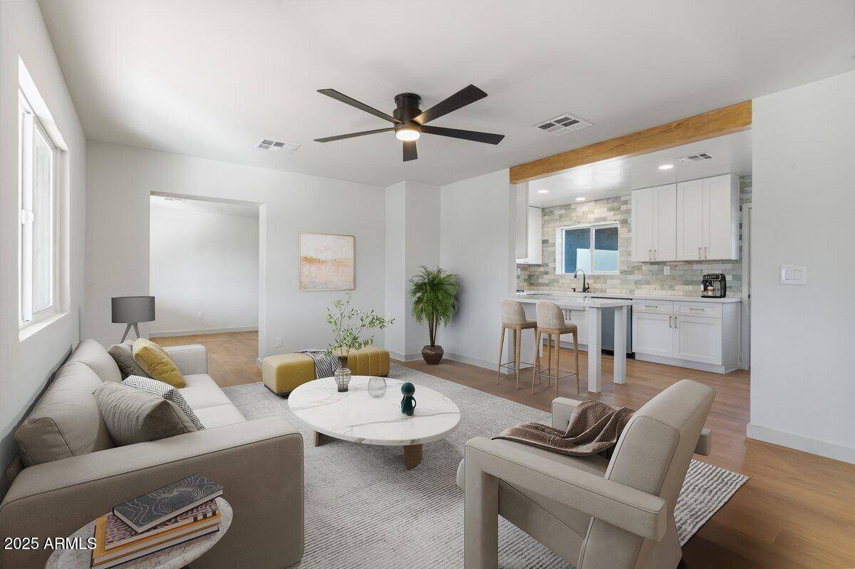 1642 E TURNEY Avenue, Phoenix, AZ 85016