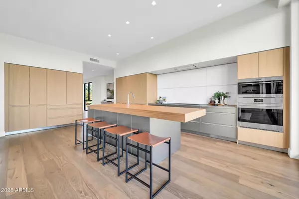 Scottsdale, AZ 85251,6331 E PHOENICIAN Boulevard #6