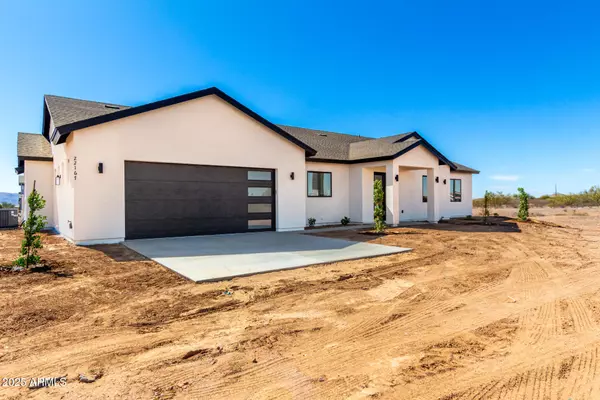 Wittmann, AZ 85361,22167 W LAURA Street