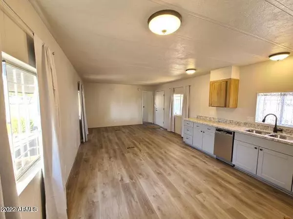 Mesa, AZ 85208,1102 S 76TH Way