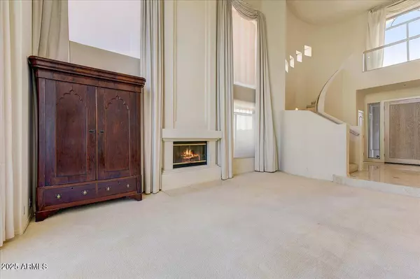 Scottsdale, AZ 85250,7640 E KRALL Street