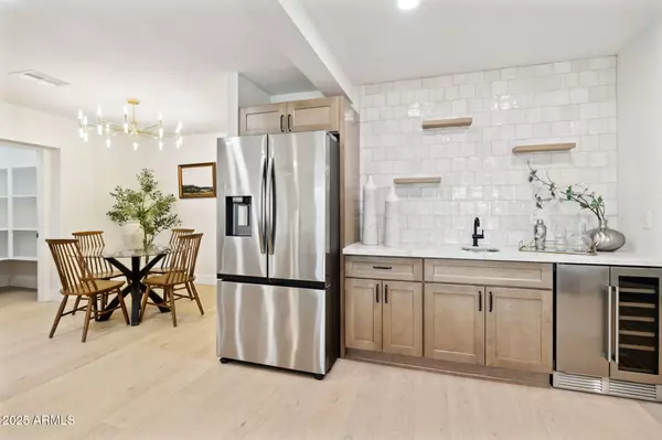 Scottsdale, AZ 85254,6761 E JUNIPER Avenue