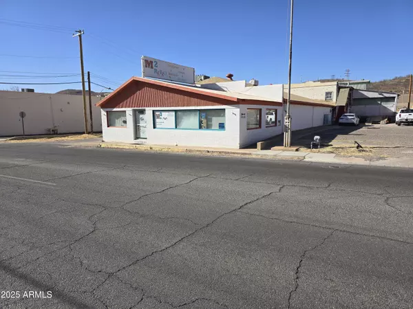 Bisbee, AZ 85603,203 BISBEE Road #A