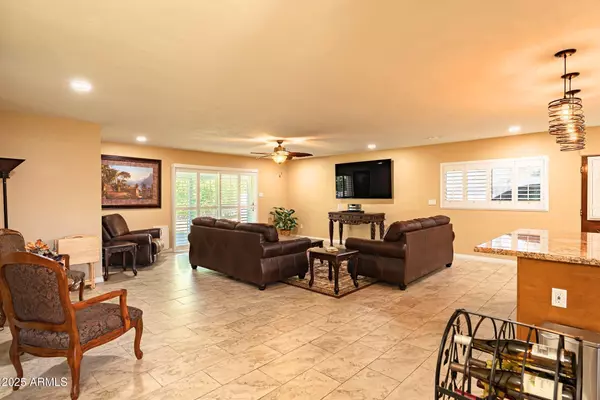 Phoenix, AZ 85021,508 W HARMONT Drive