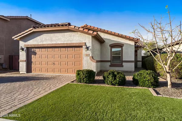 398 W HONEY LOCUST Avenue, San Tan Valley, AZ 85140