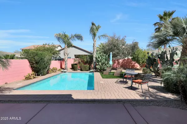 814 W AGRARIAN HILLS Drive, San Tan Valley, AZ 85143