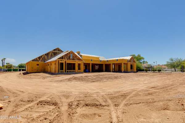 Paradise Valley, AZ 85253,10242 N 58th Street