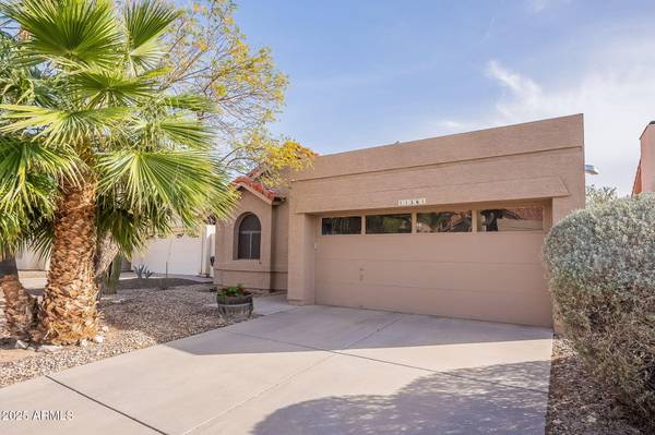 11381 E Poinsettia Drive, Scottsdale, AZ 85259