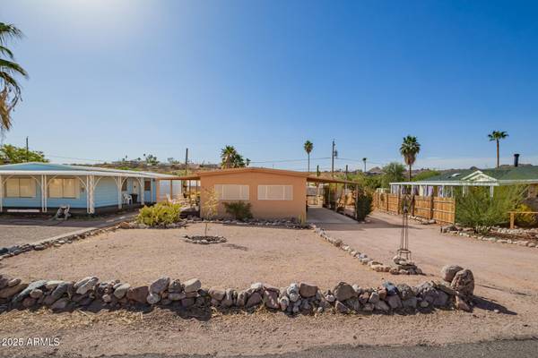 107 E DONNA Drive, Queen Valley, AZ 85118