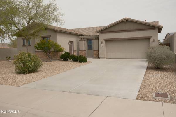 18428 W SUMMERHAVEN Drive, Goodyear, AZ 85338