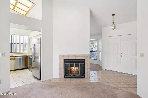 Phoenix, AZ 85044,12826 S 40TH Place