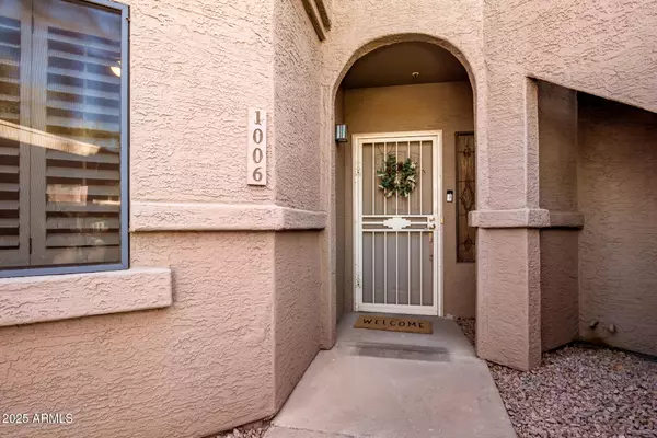 Scottsdale, AZ 85260,15050 N THOMPSON PEAK Parkway #1006