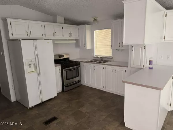 Phoenix, AZ 85050,2502 E COWAN Circle
