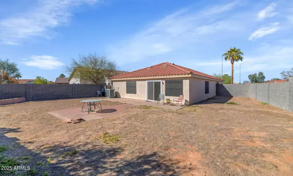 Mesa, AZ 85208,10461 E BIRCHWOOD Avenue