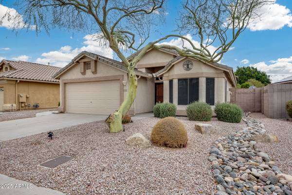 6664 W ROSE GARDEN Lane, Glendale, AZ 85308