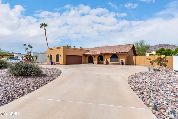 Phoenix, AZ 85044,3826 E EQUESTRIAN Trail