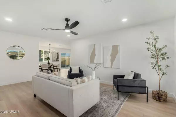 Gilbert, AZ 85233,331 W STANFORD Avenue