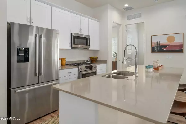 Surprise, AZ 85379,15601 W CACTUS Road #A1