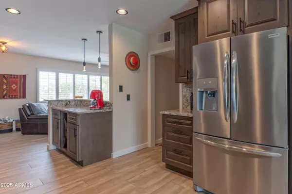 Scottsdale, AZ 85257,6702 E MONTE VISTA Road