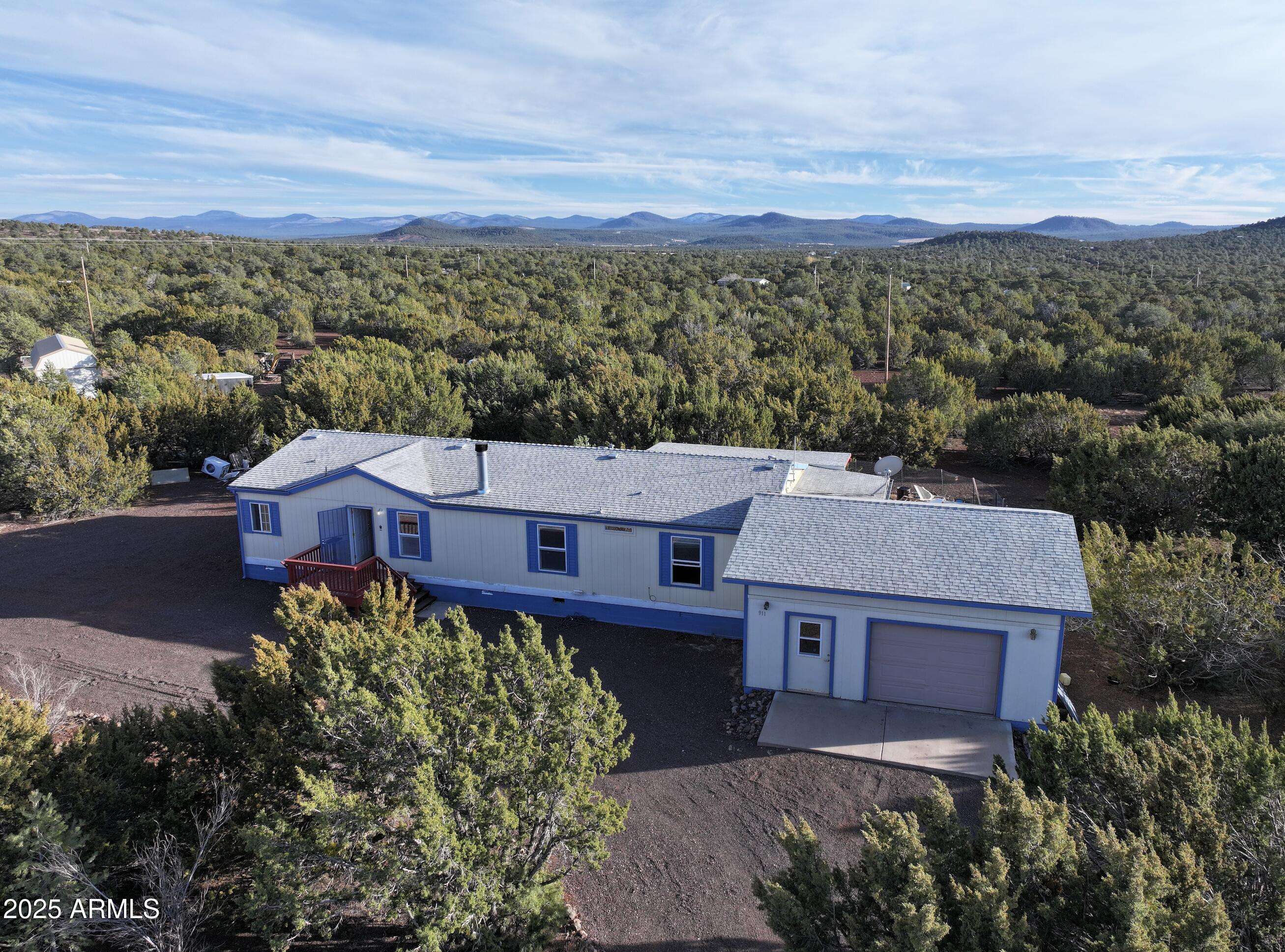 Concho, AZ 85924,22 county rd 3203 --