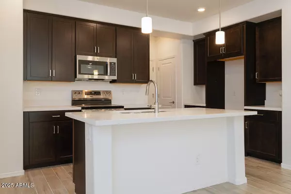 Gilbert, AZ 85295,2663 S EQUESTRIAN Drive #106