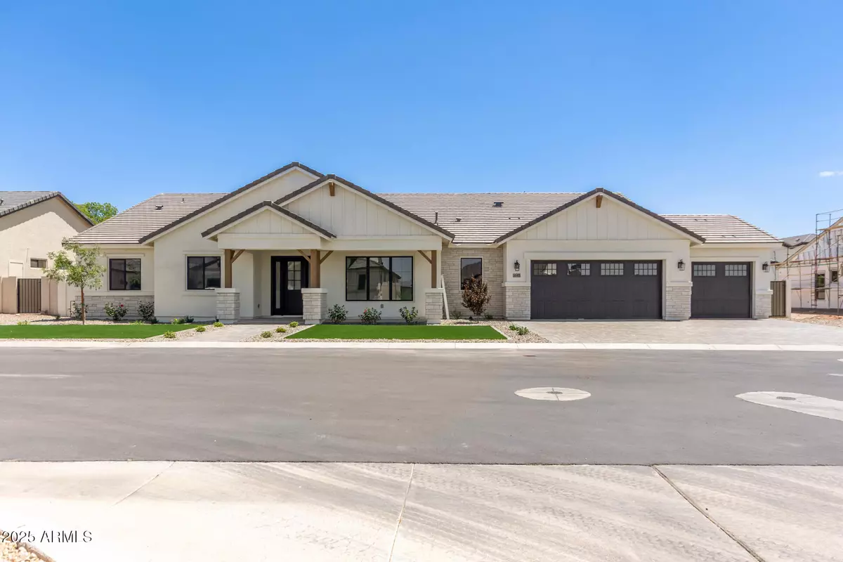 Mesa, AZ 85203,1645 E MINTON Street