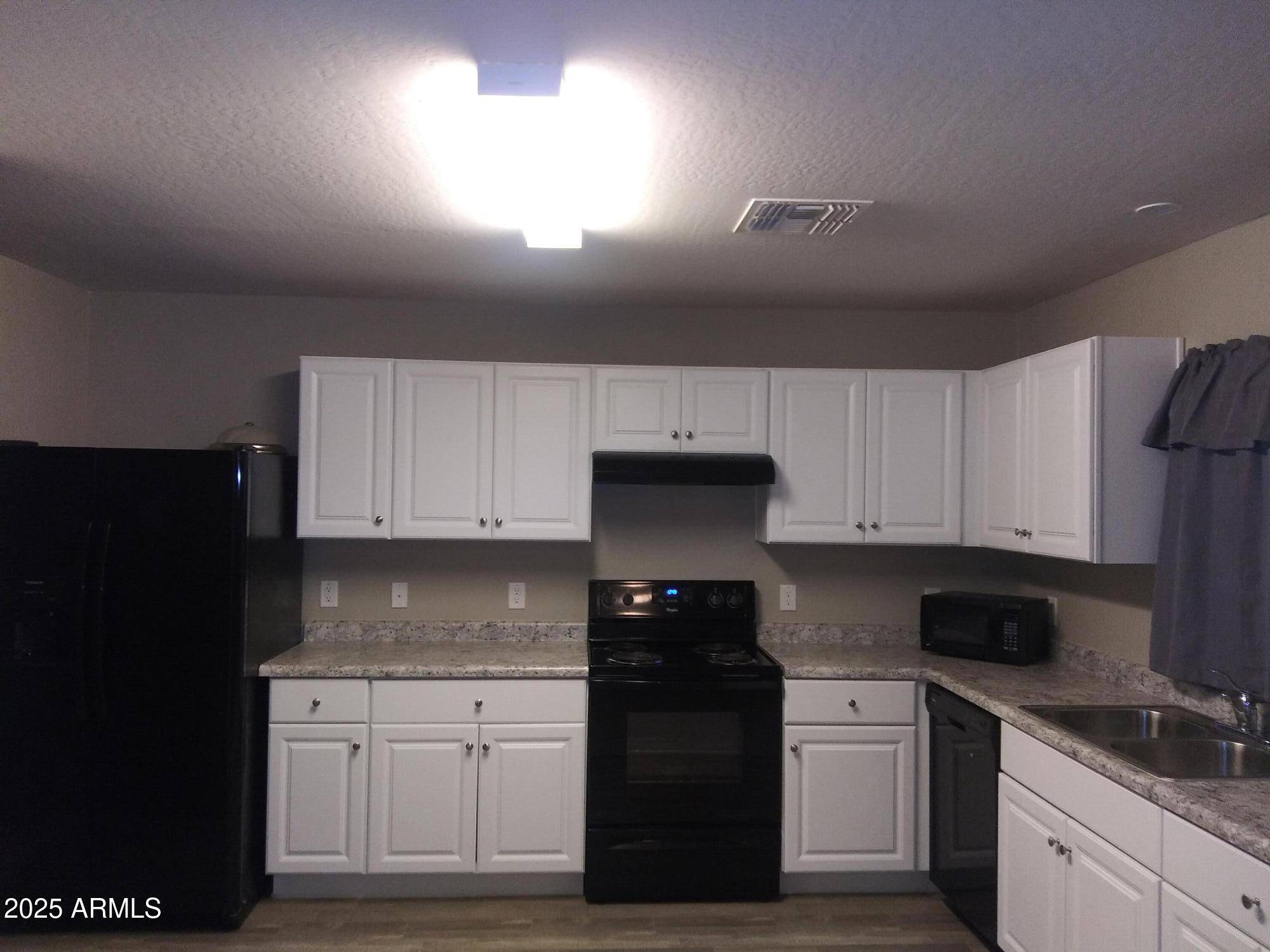 Coolidge, AZ 85128,1824 S WOOTEN Street