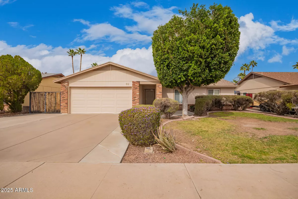 Chandler, AZ 85225,812 W ROSAL Place