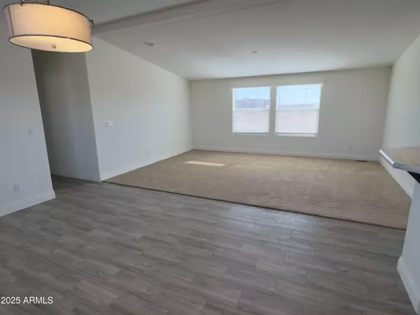 Tonopah, AZ 85354,36353 W CLARENDON Avenue