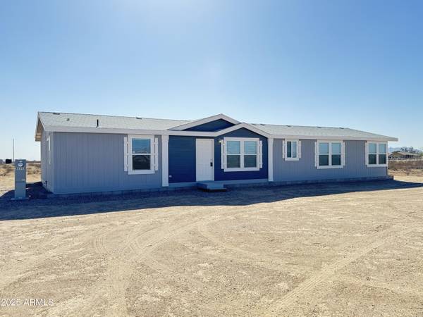 36353 W CLARENDON Avenue, Tonopah, AZ 85354