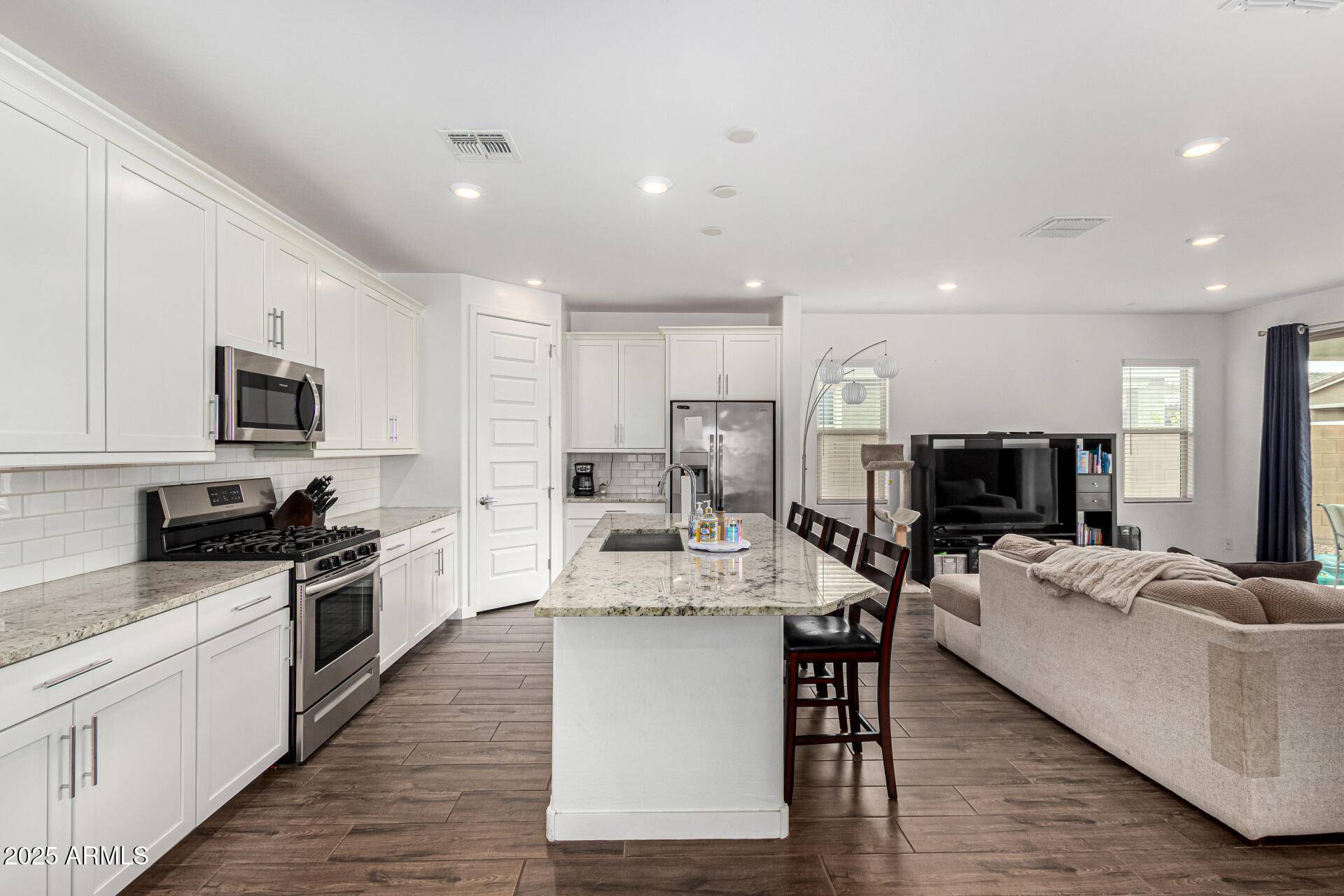 Mesa, AZ 85212,9823 E RED GIANT Drive