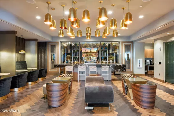 Scottsdale, AZ 85251,4422 N 75TH Street #8005