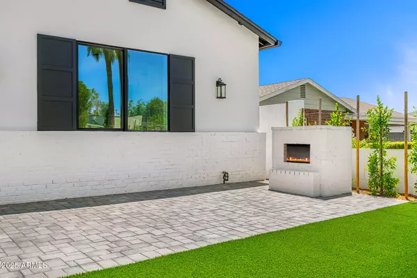 Phoenix, AZ 85008,4115 E WINDSOR Avenue