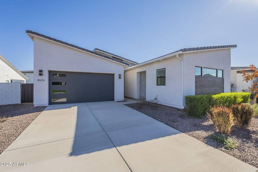 35231 N DANBURITE Court, San Tan Valley, AZ 85144