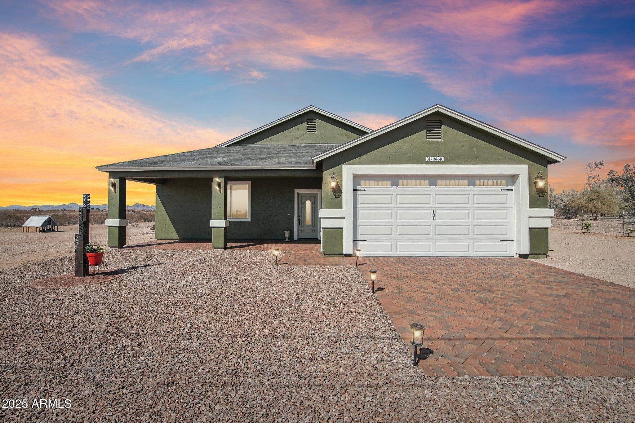 37860 W Minnezona Avenue, Tonopah, AZ 85354