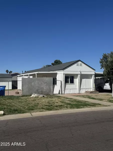 18046 N 1ST Place, Phoenix, AZ 85022