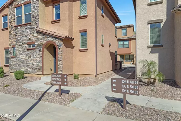 Phoenix, AZ 85035,2107 N 77TH Drive