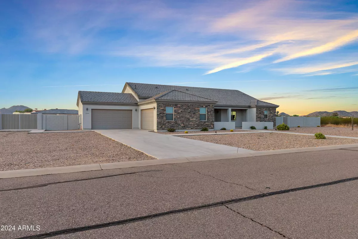 Casa Grande, AZ 85194,12204 W Black Hawk Road
