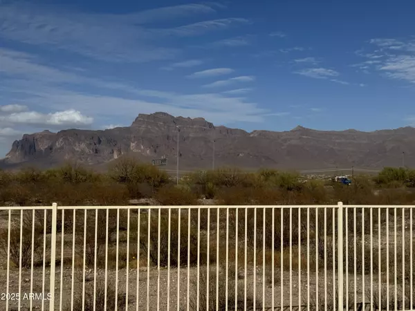 3301 S GOLDFIELD Road #4025, Apache Junction, AZ 85119