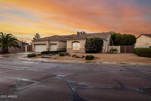 4662 W FALLEN LEAF Lane, Glendale, AZ 85310