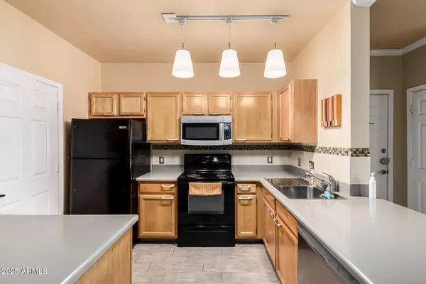 Phoenix, AZ 85008,5401 E Van Buren Street #2053