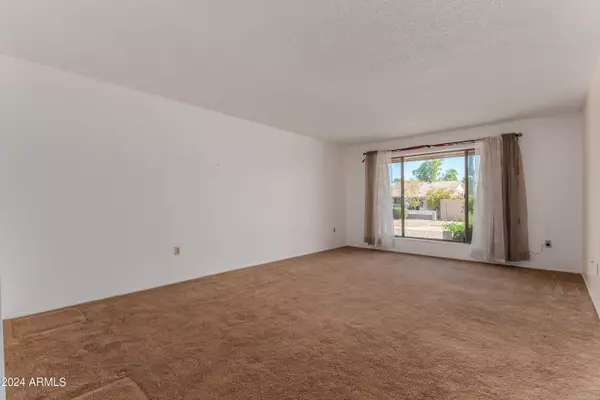 Sun City, AZ 85351,10201 W CINNEBAR Avenue