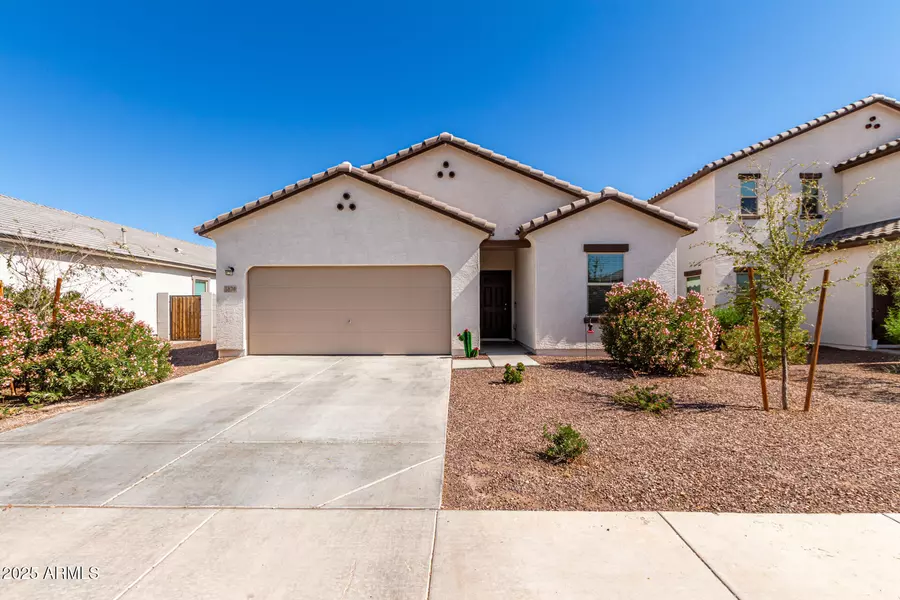 5875 N 195TH Drive, Litchfield Park, AZ 85340