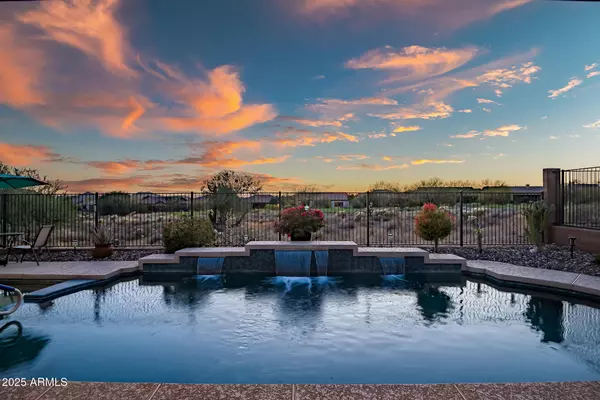 41006 N NOBLE HAWK Way, Anthem, AZ 85086