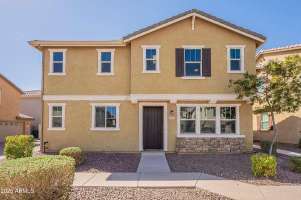 504 N RANGER Trail, Gilbert, AZ 85234