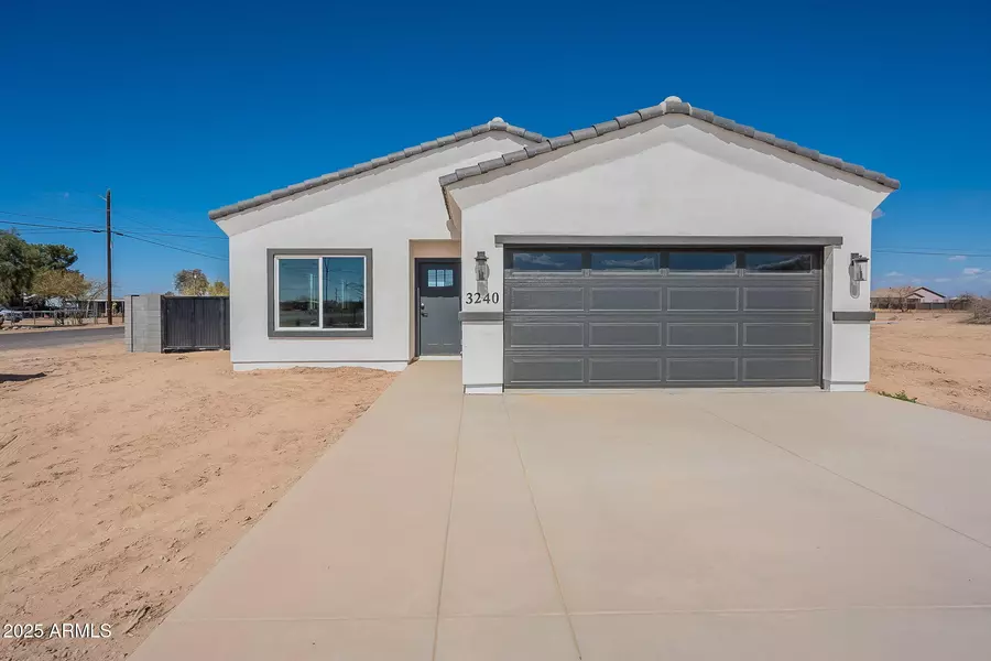 3240 W Desierto Drive, Eloy, AZ 85131