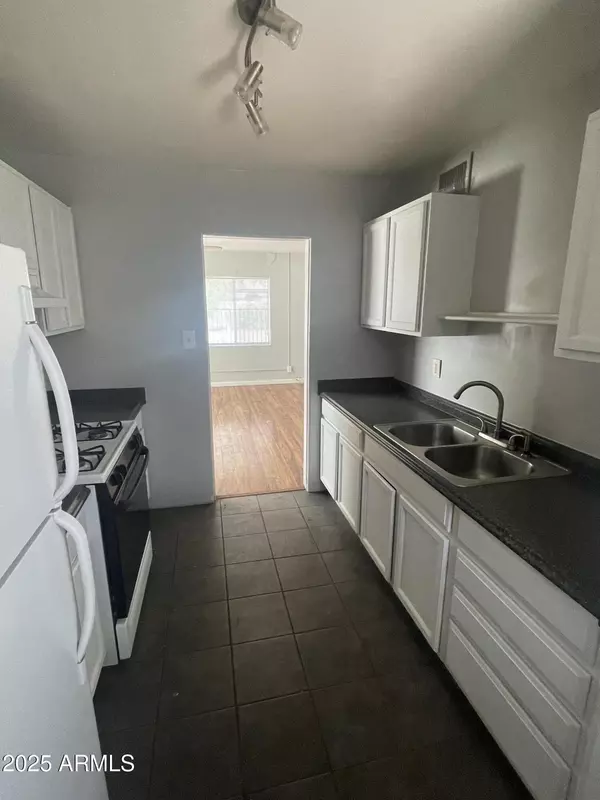 Phoenix, AZ 85007,1226 W ROOSEVELT Street