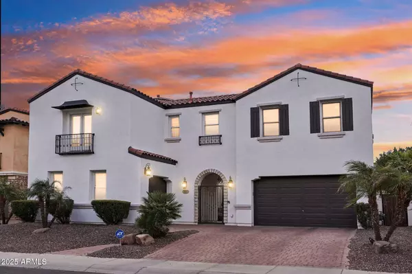 18337 W PALO VERDE Avenue, Waddell, AZ 85355