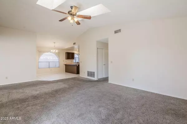 Phoenix, AZ 85048,3001 E AMBER RIDGE Way